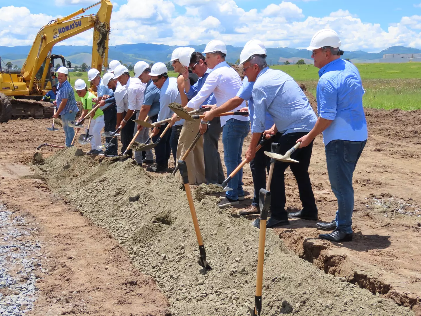 Prefeitura lança pedra fundamental da Via Estrutural, que ligará região leste a Moreira César